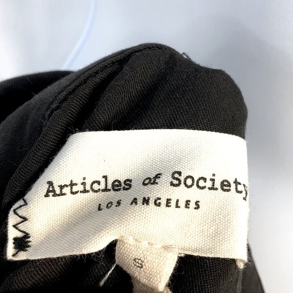 Articles of Society Women’s Black Button Down Shirt - Picture 3 of 4